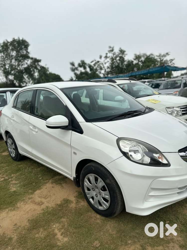 Honda Amaze Petrol 2015