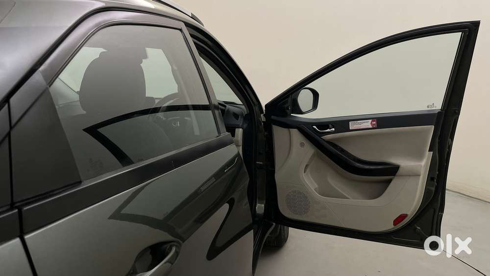 Tata Nexon 1.5 Revotorq Xza Plus S Amt, 2021, Diesel