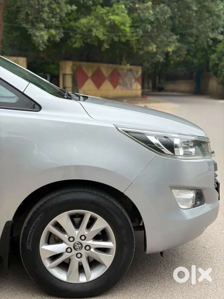 Toyota Innova Crysta 2.4 2019