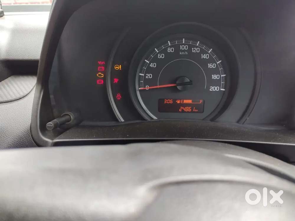 Maruti Suzuki Swift 2023 Petrol 28600 Km Driven