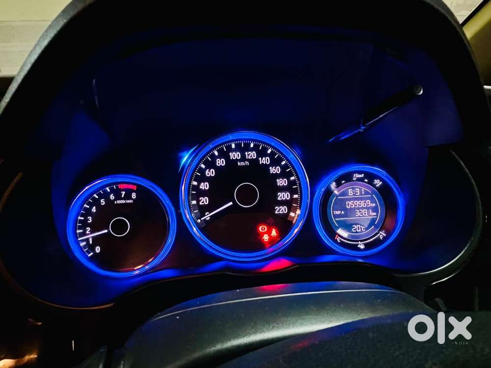 Honda City Vx Petrol 2016 Model With Sunroof