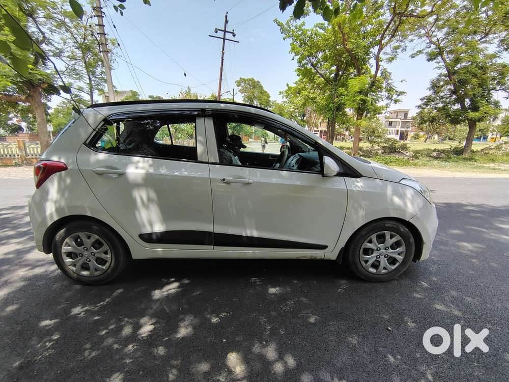 Hyundai Gi-10 Sportz