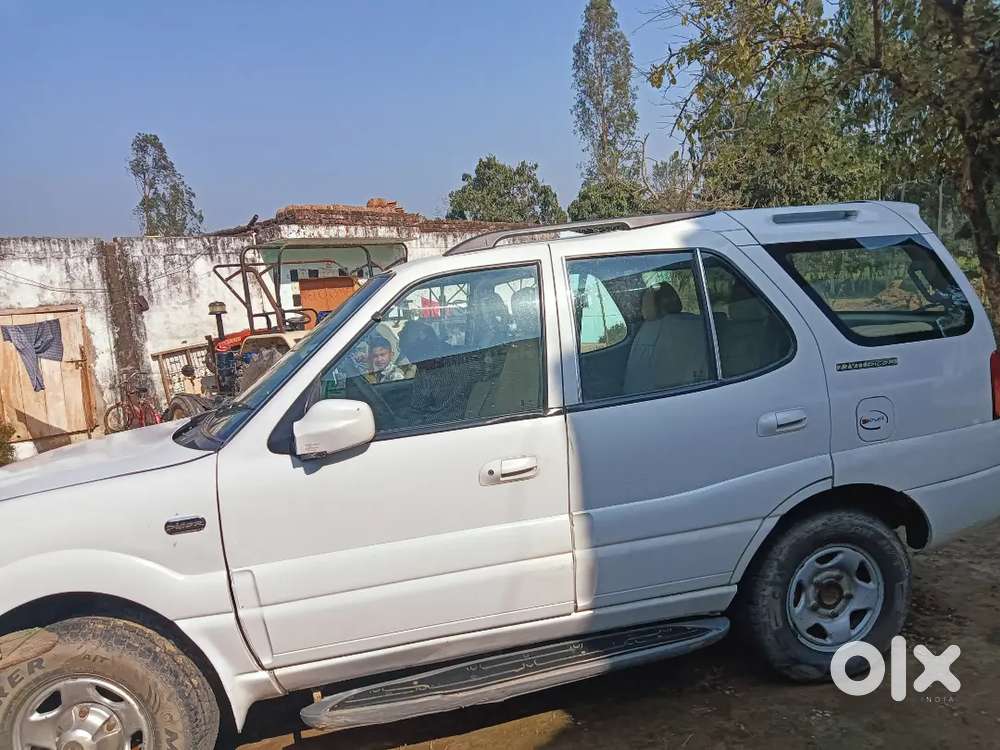 टाटा सफारी डिकोर