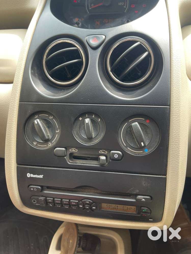 Tata Nano Xta, 2016, Petrol