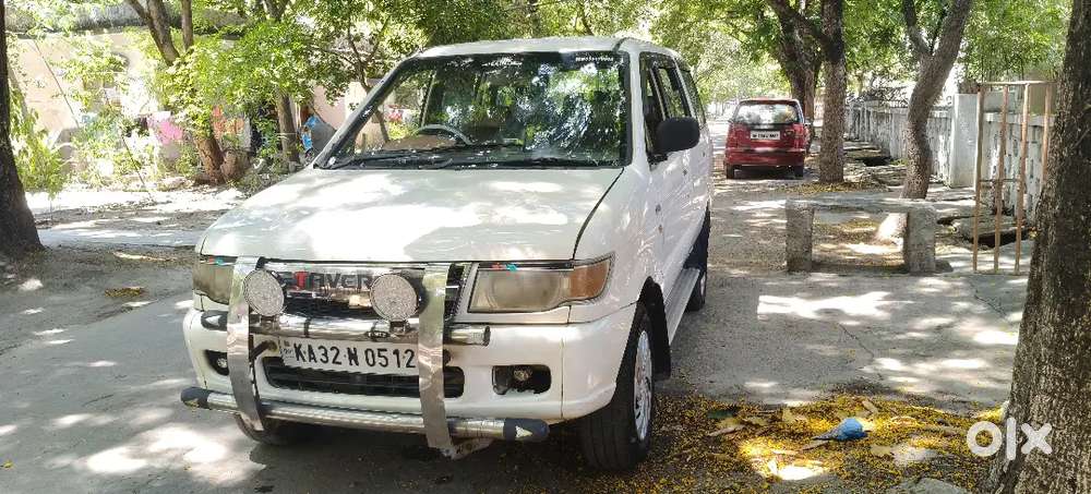 Chevrolet Tavera Neo 2011 Ls B3 - 10 Seats