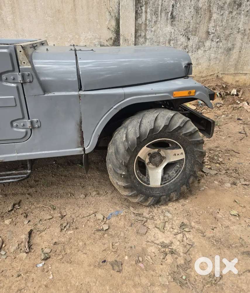 Mahindra Jeep 1998 2.1 Dp