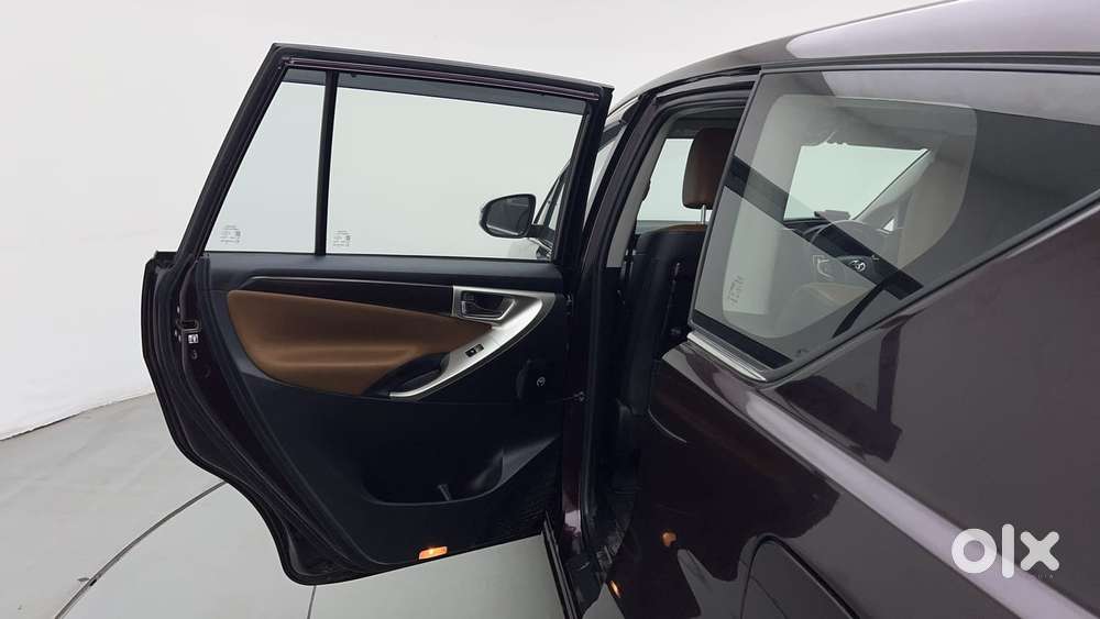 Toyota Innova Crysta [2020-ongoing] 2.7 Zx At 7 Str, 2022, Petrol