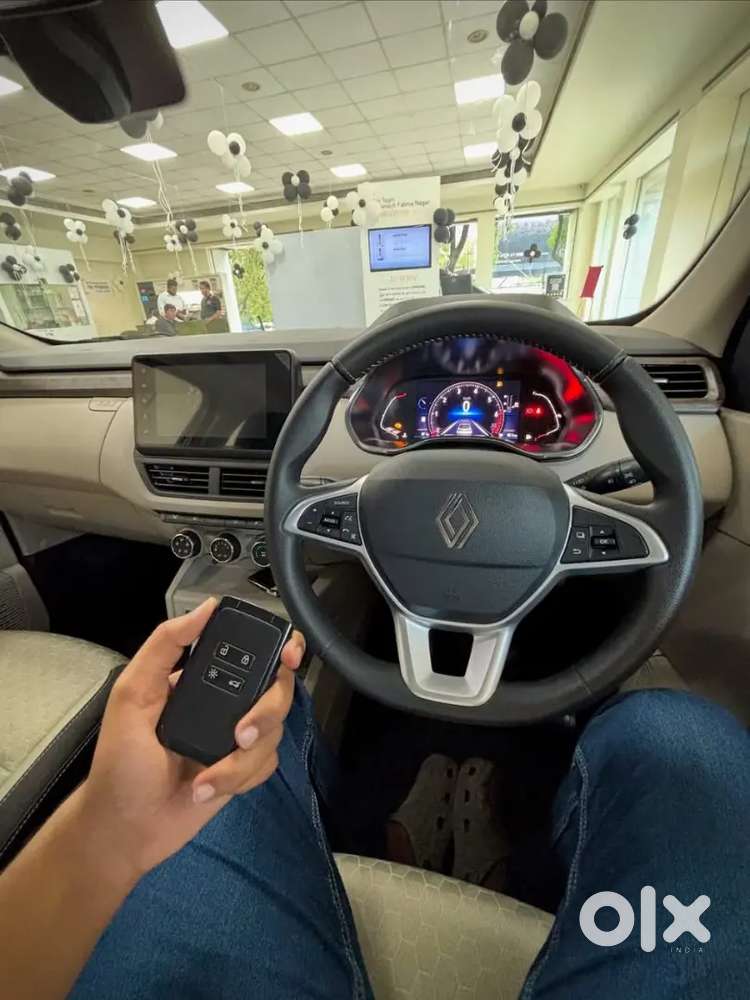 Renault Triber Petrol Demo &year Back Available