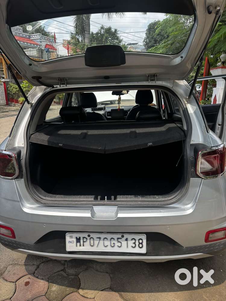 Hyundai Venue 1.0 Sx Turbo Dct, 2019, Petrol