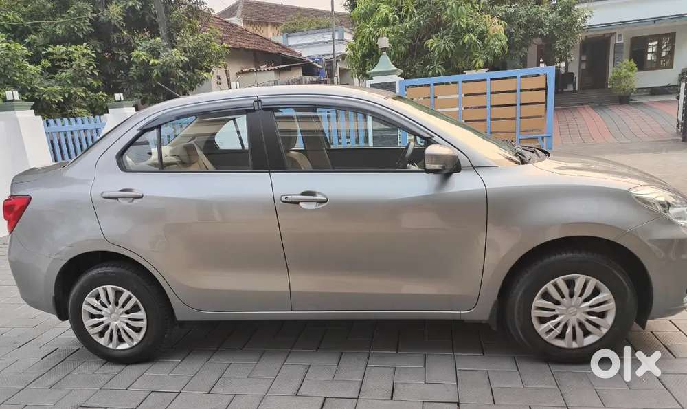 Maruti Suzuki Swift Dzire 2023 Petrol 29800 Km Driven
