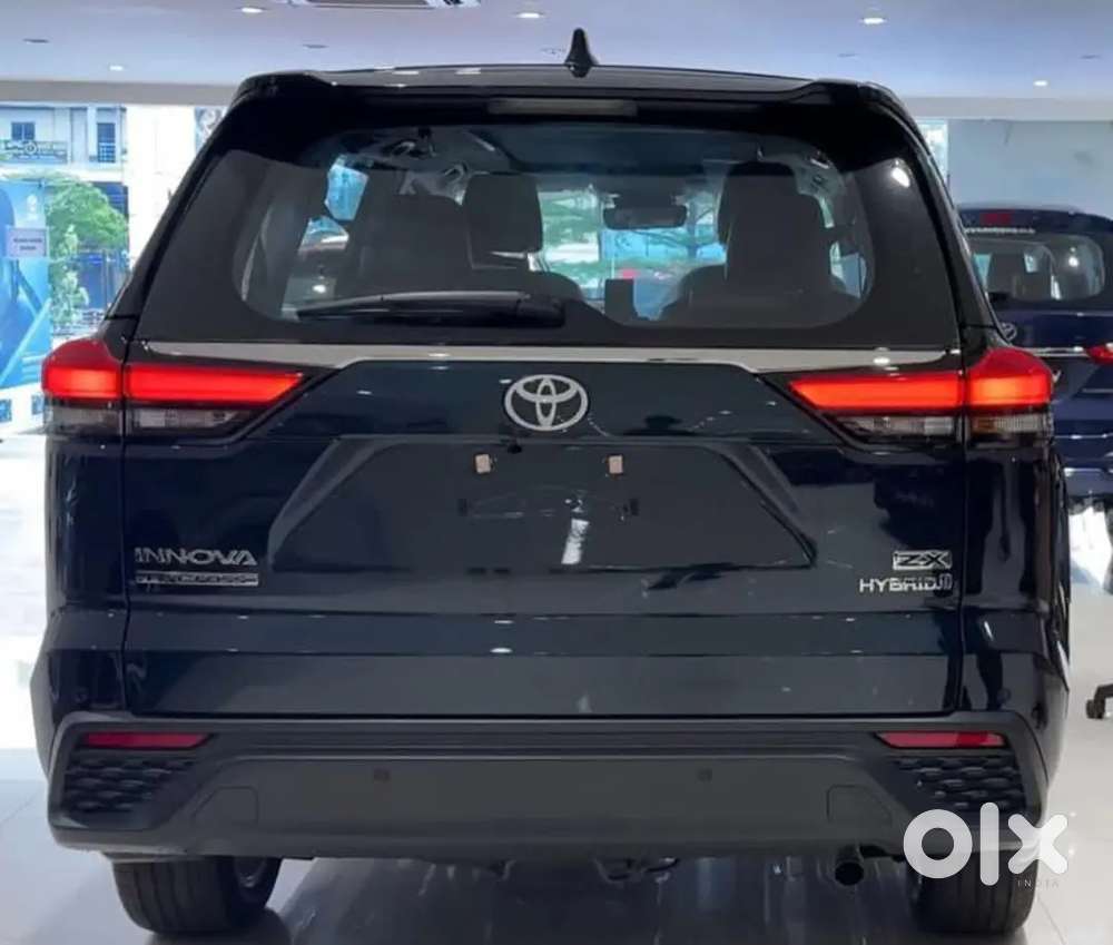 Toyota Innova Hycross 2026 Ready For Delivery Immediately