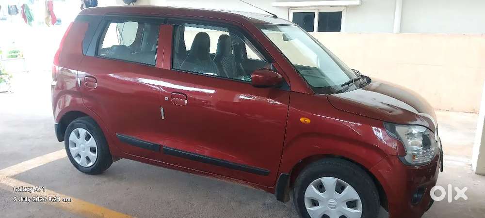 Rno Toucheps Costly Ceat Covers & Screen.good Looking. . No Accidents.