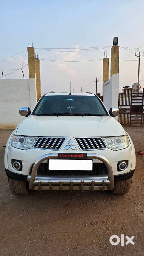 Mitsubishi Pajero Sport 2.5 Manual, 2013, Diesel