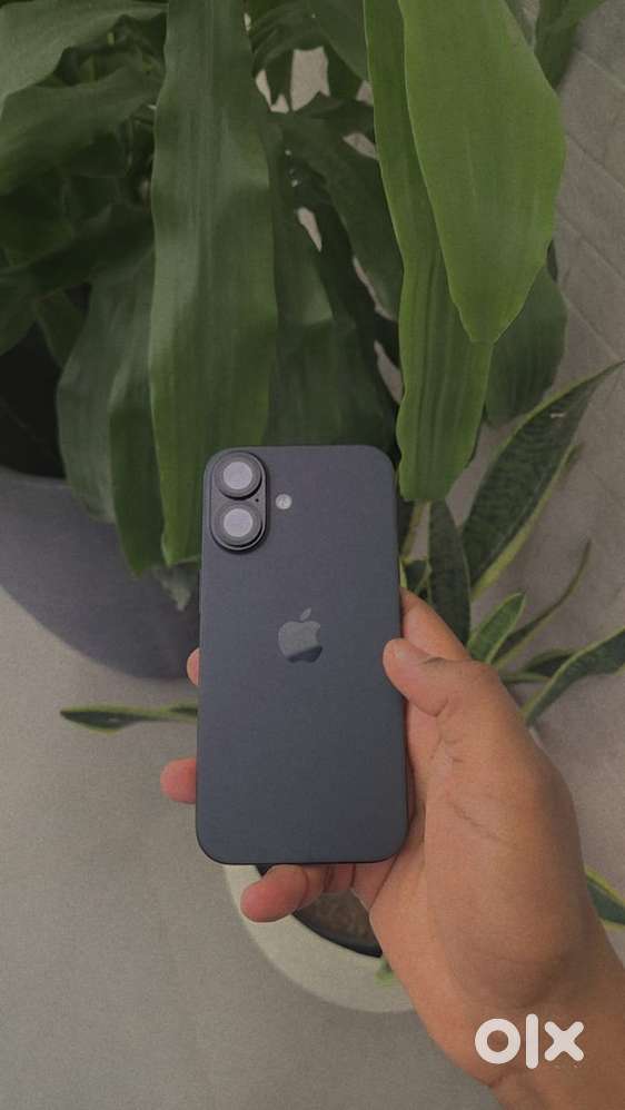 Apple iPhone 16 128GB Black; Like New