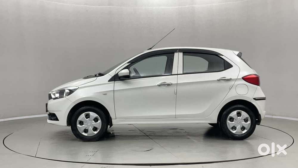 Tata Tiago 1.2 Revotron Xt, 2018, Petrol