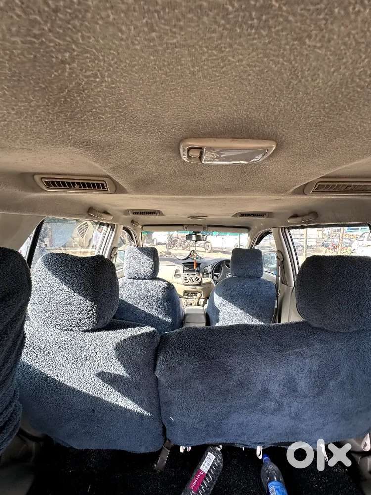 Innova Good Condition 4 Tayr New
