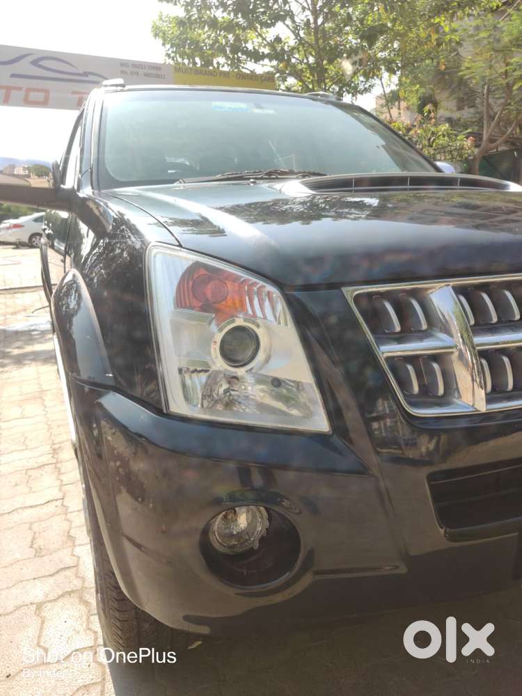 Isuzu Mu 7