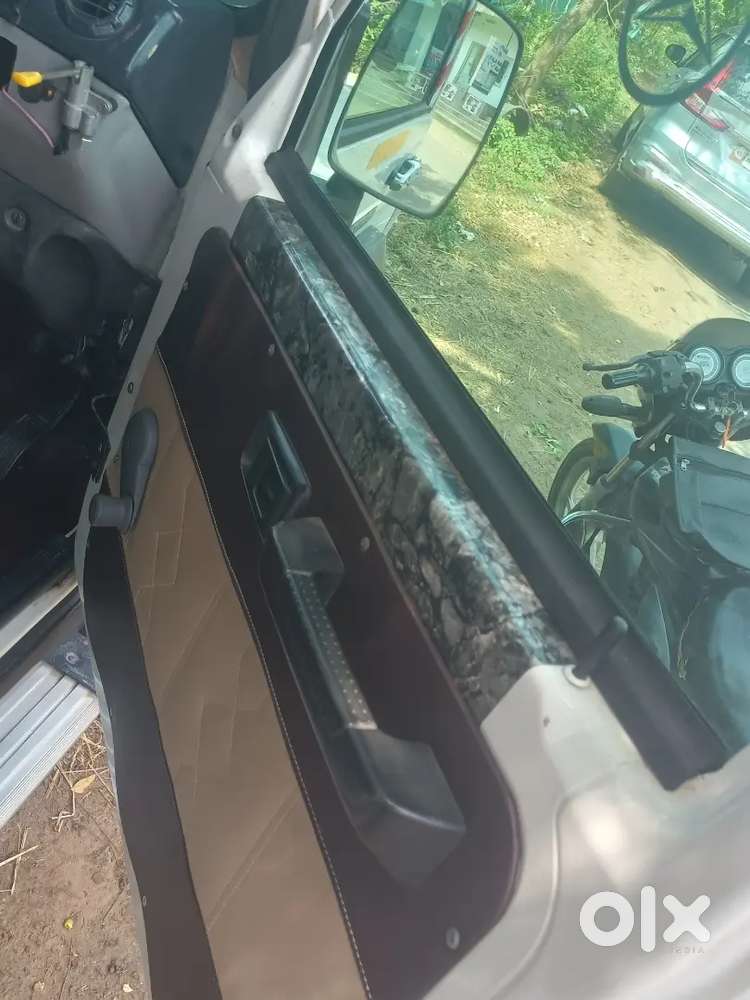Force Motors Trax Cruiser 2018 Diesel 250000 Km Driven
