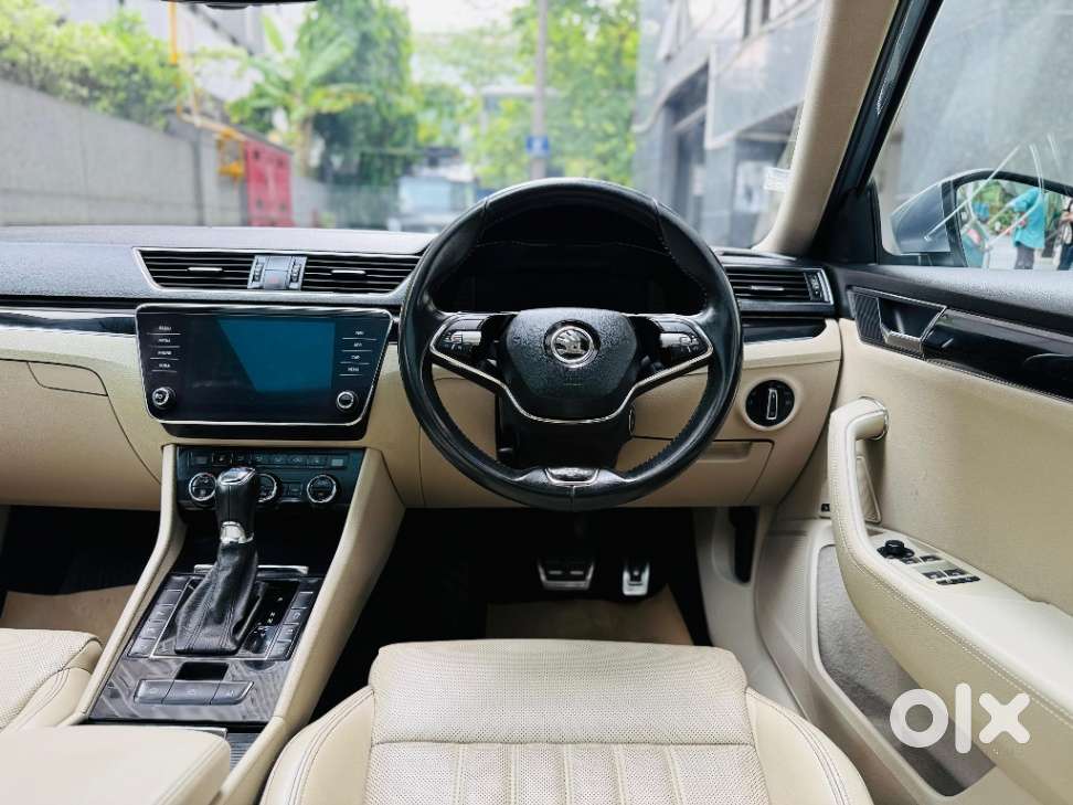 Skoda Superb 2.0 L&k Tsi At, 2021, Petrol