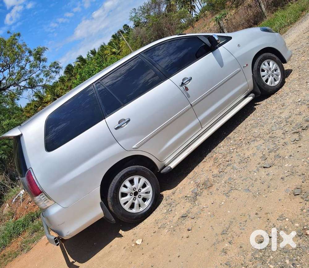 Toyota Innova 2.5 Vx 8 Str, 2010, Diesel