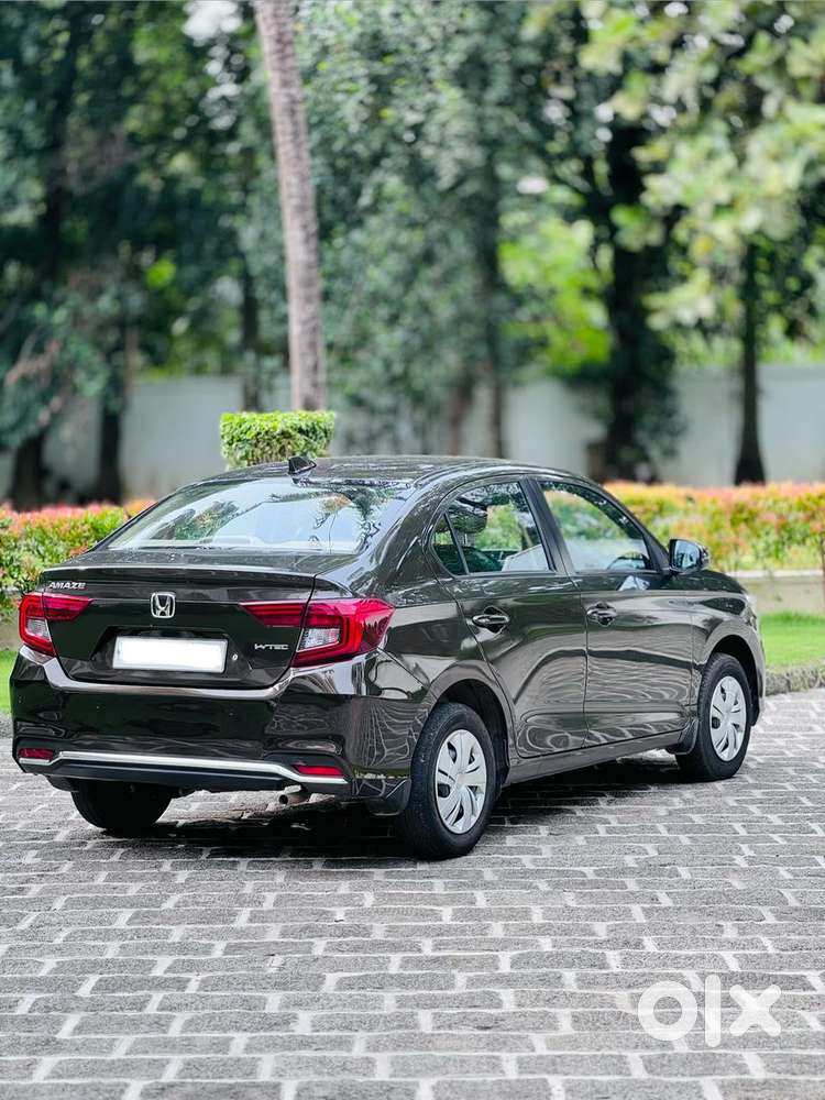 Honda Amaze 2nd Gen, 2022, Petrol