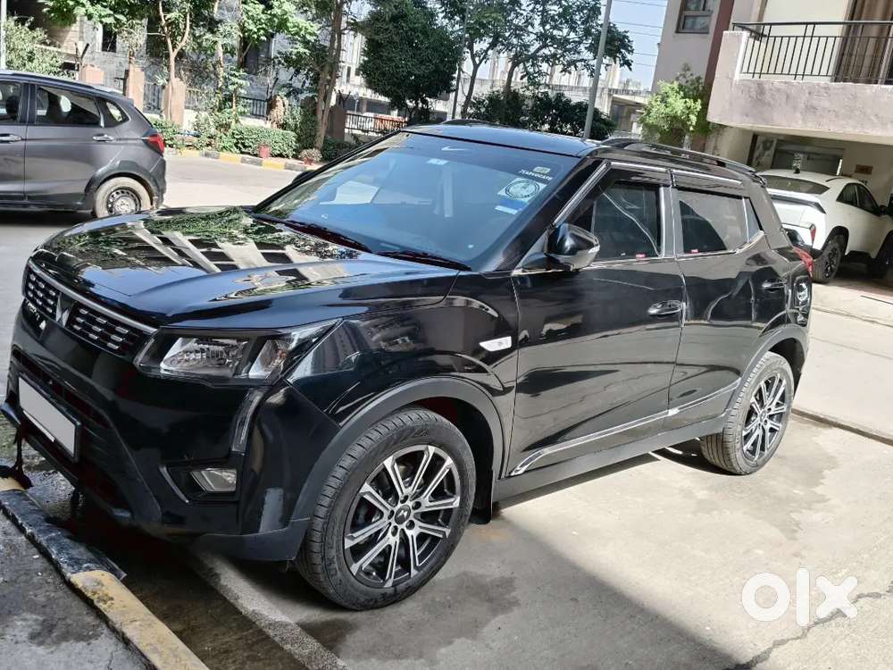 Xuv 300 Turbo Sport Smart W6 Petrol & Cng