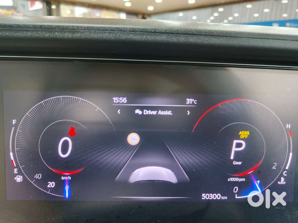 Mahindra Xuv700 2.2 Ax 7 Diesel At Luxury Pack Str Awd, 2022, Diesel