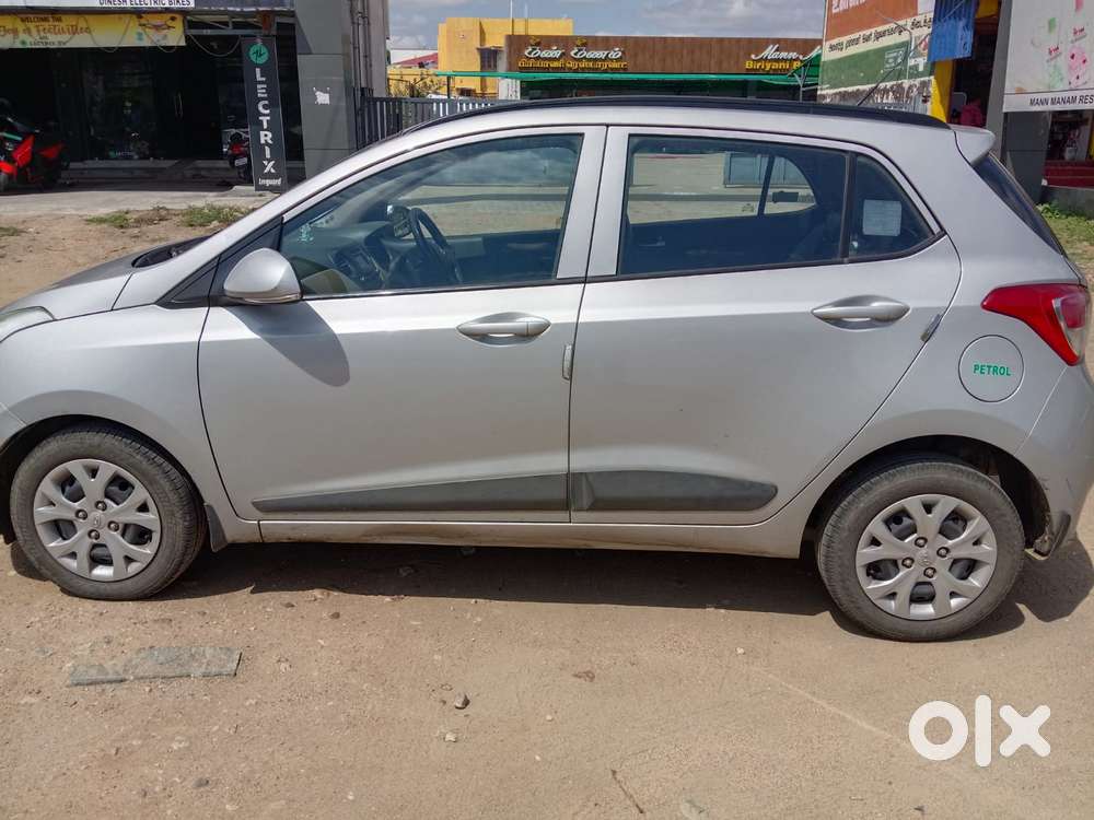 Hyundai Grand I10 Sportz, 2015, Petrol