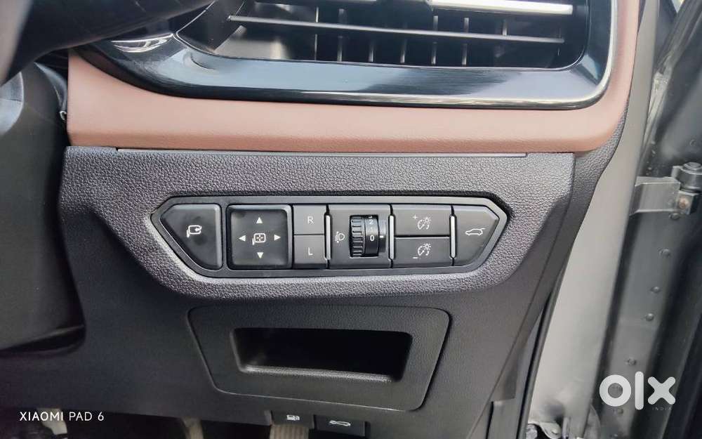 Mg Hector Plus Sharp Pro 1.5 Turbo Petrol Cvt 7 Str, 2024, Petrol