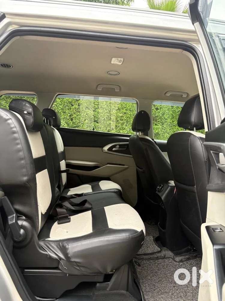 Kia Carens 1.5 Premium 7 Str, 2022, Petrol