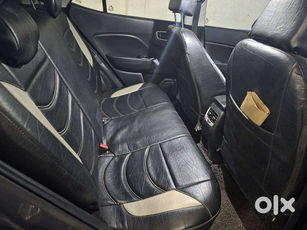Hyundai Venue Sx Dual Tone, 2020, Diesel