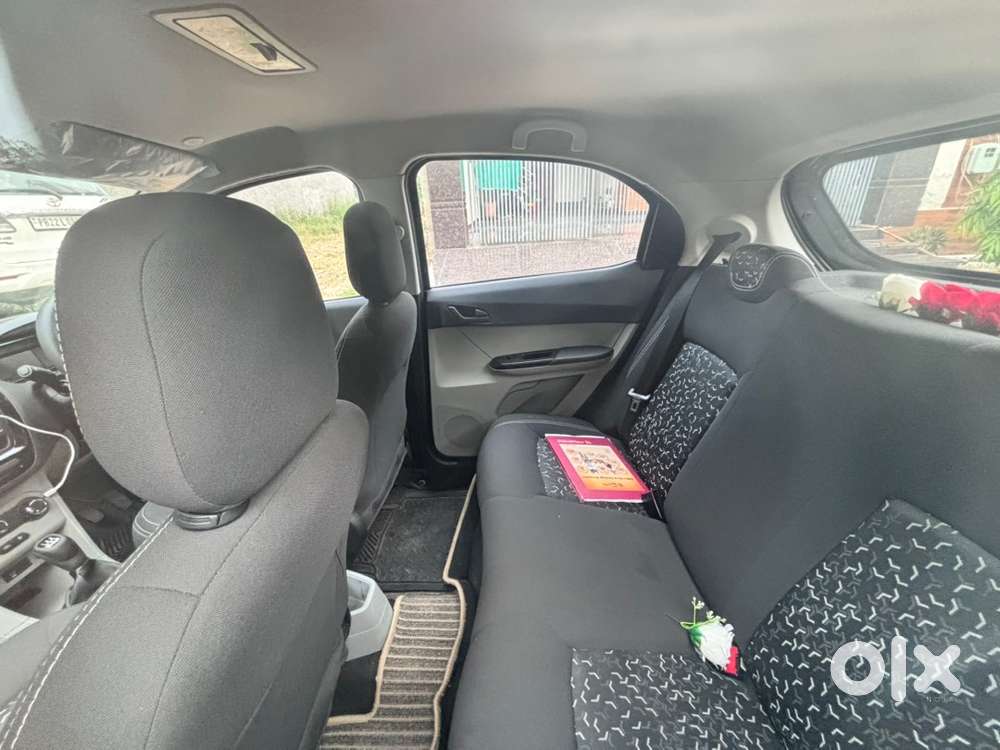 Tata Tiago Petrol Manual 2024