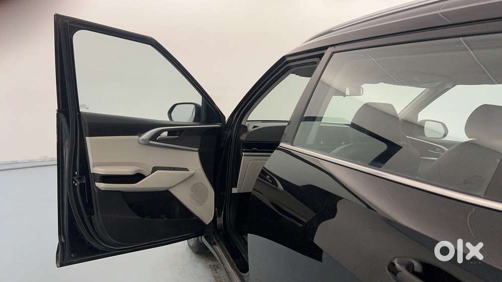 Kia Carens 1.4 Prestige Plus Turbo 7 Str, 2022, Petrol