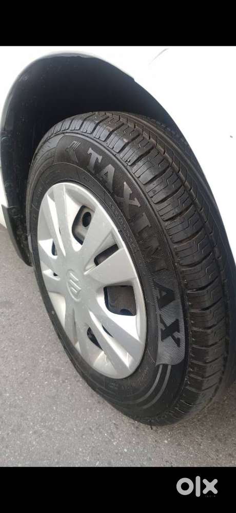 Maruti Suzuki Dzire 1.2 Vxi, 2014, Petrol