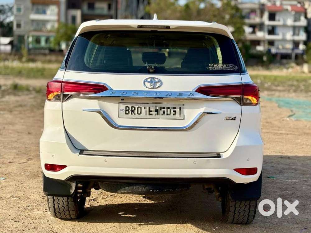 Toyota Fortuner 4x4 Mt 2.8 Diesel, 2020, Diesel