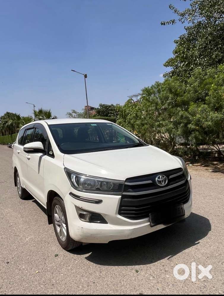 Toyota Innova Crysta 2.4 G Mt, 2017, Diesel
