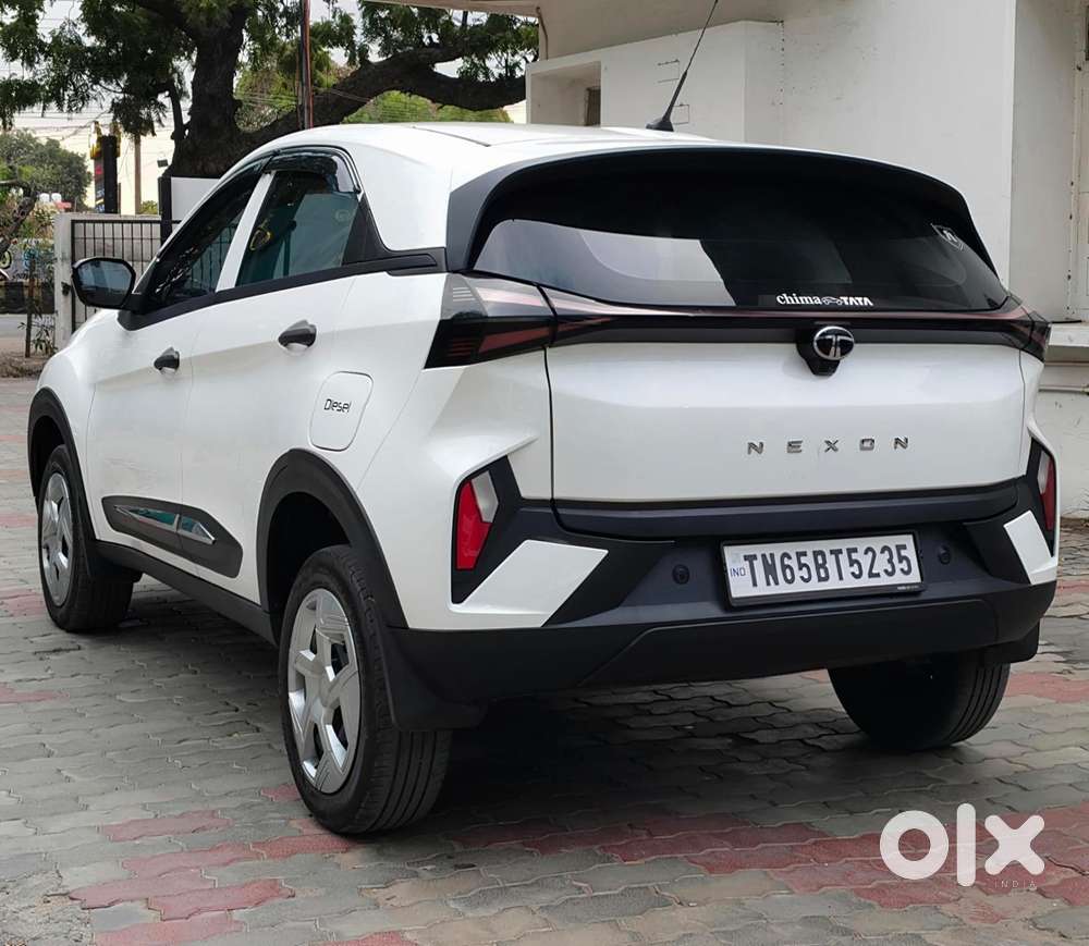 Tata Nexon, 2025, Diesel