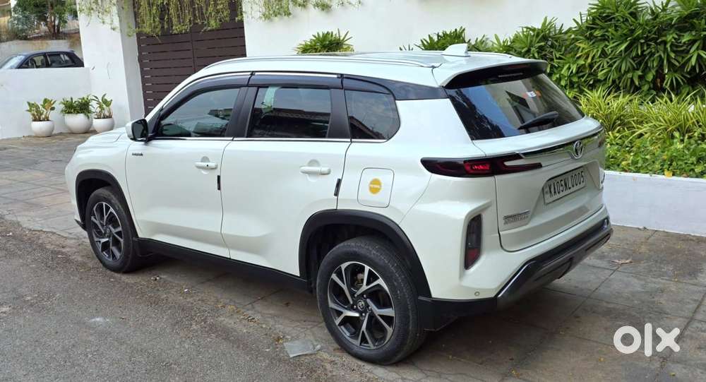 Toyota Urban Cruiser 1.5 Mid Grade At, 2024, Petrol