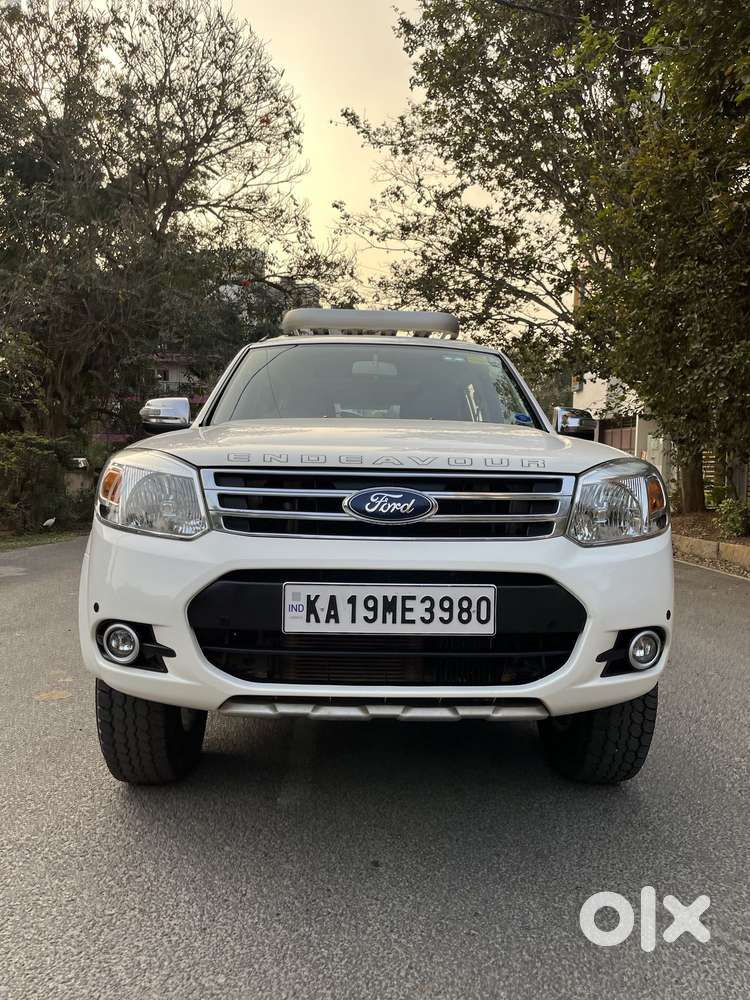 Ford Endeavour 3.2 Titanium At 4x4, 2014, Diesel