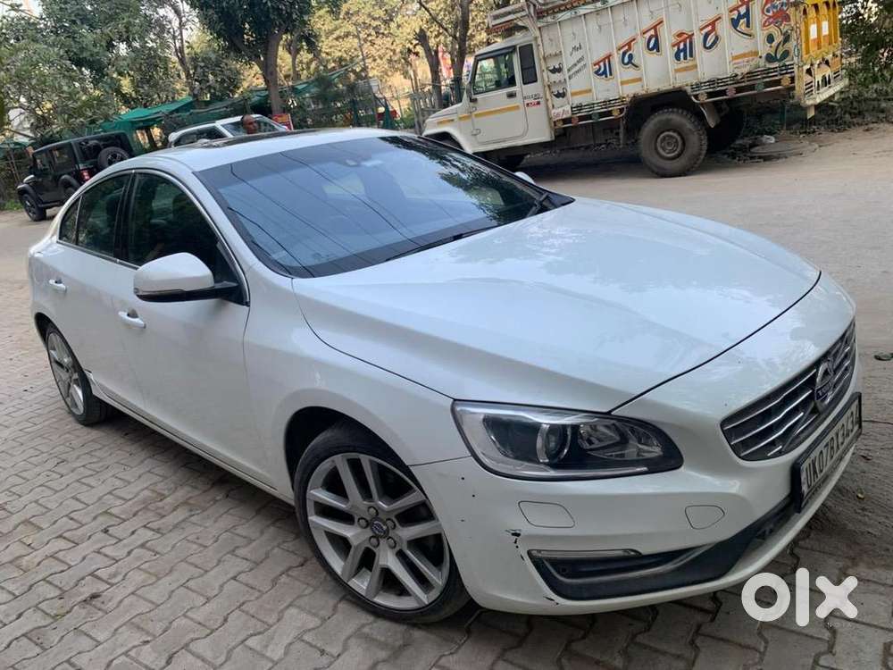 Volvo S60 2017 Diesel Well Maintained