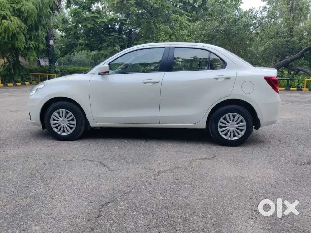 Maruti Suzuki Dzire 1.2 Vxi, 2022, Petrol