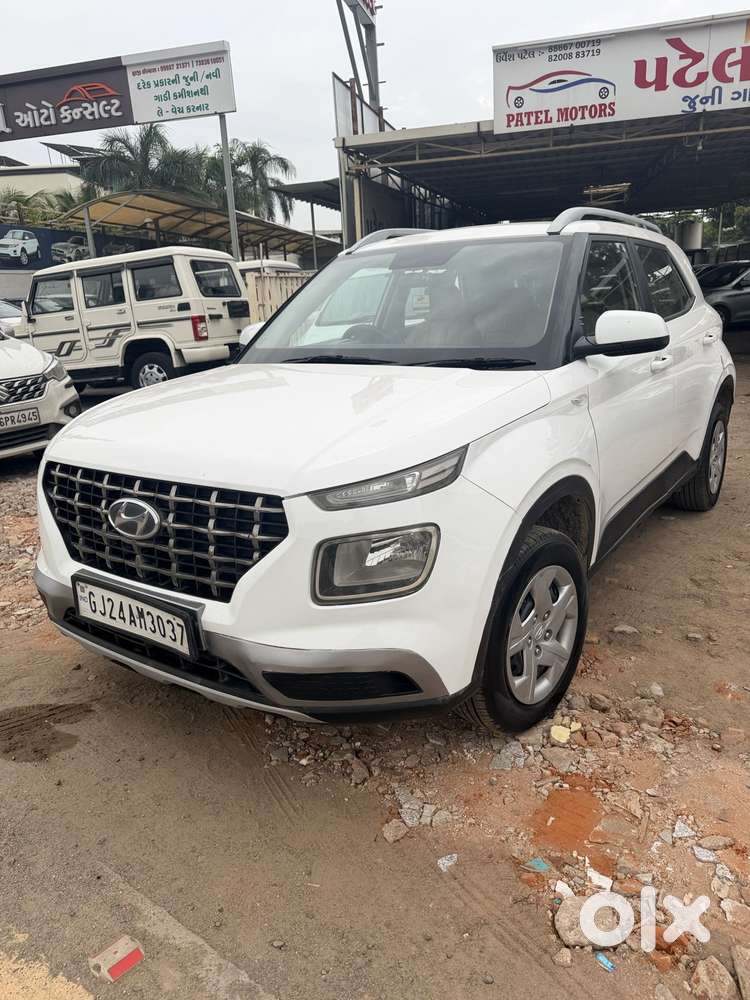 Hyundai Venue 1.2 S (o), 2020, Cng & Hybrids