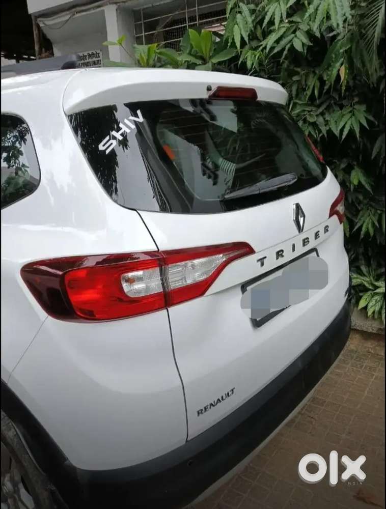 Renault Triber 2024 Petrol Well Maintained