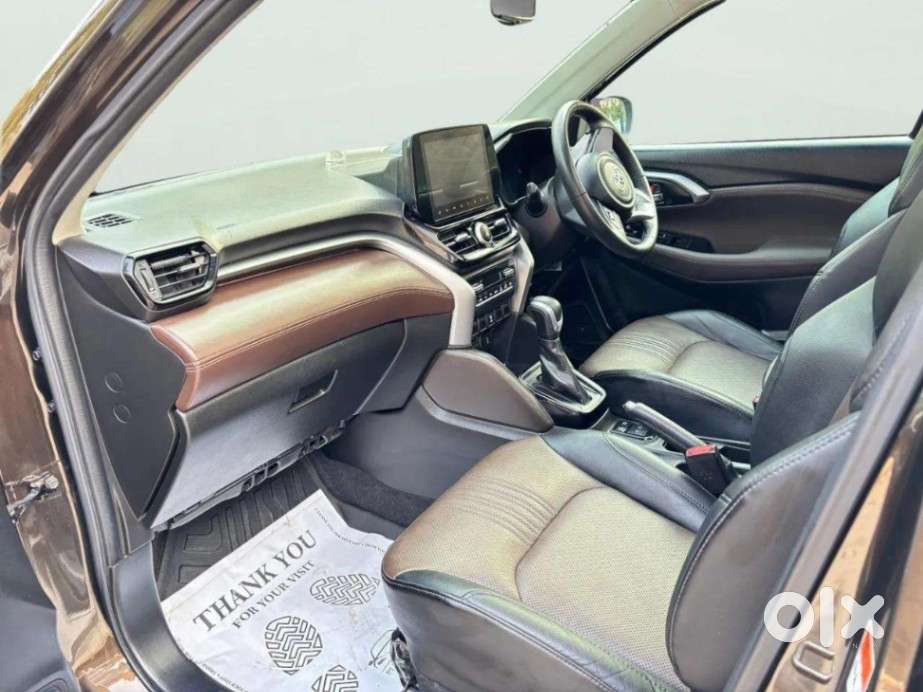 Toyota Urban Cruiser Hyryder V Hybrid Aero Edition, 2023, Petrol