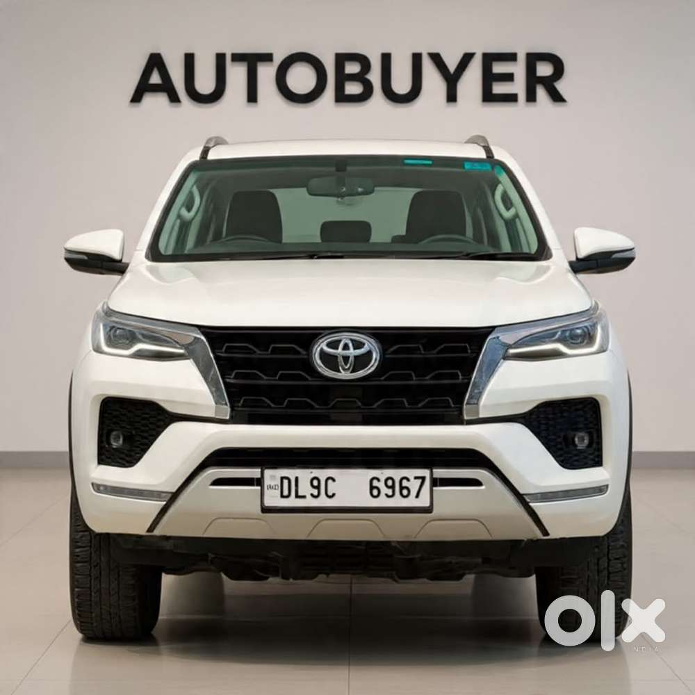 Toyota Fortuner 4x2 At 2.7 Petrol, 2022, Petrol