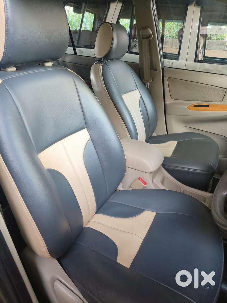 Toyota Innova 2.5 Vx 8 Str Bs-iii, 2010, Diesel