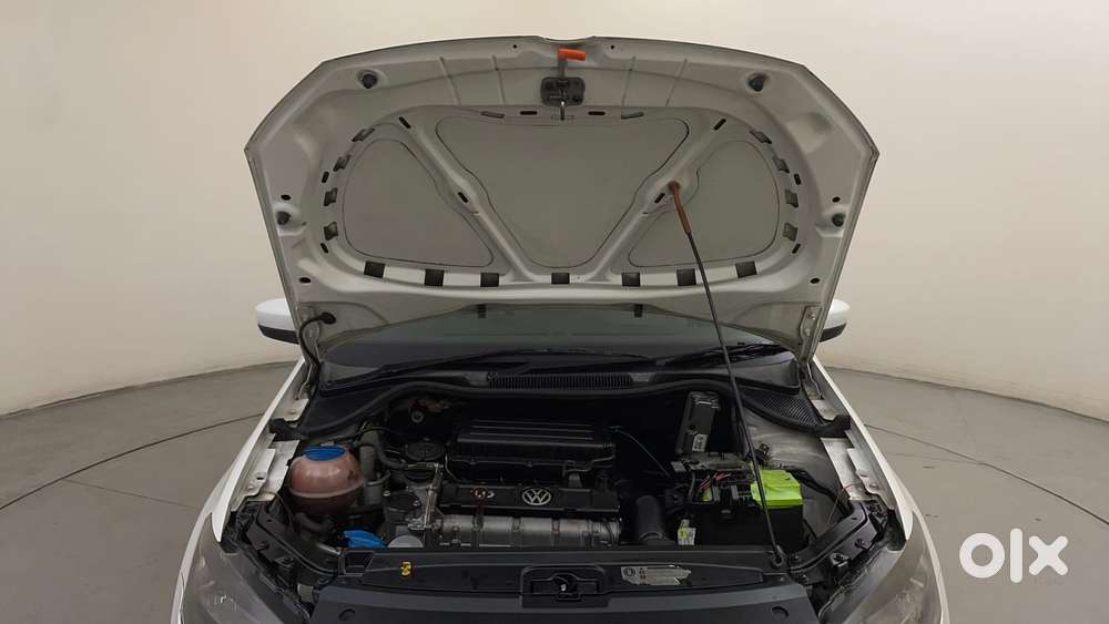 Volkswagen Vento Petrol Highline, 2014, Petrol