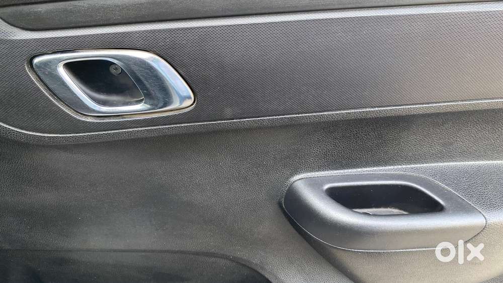 Renault Kwid 2015-2019 1.0 Rxt (o), 2018, Petrol