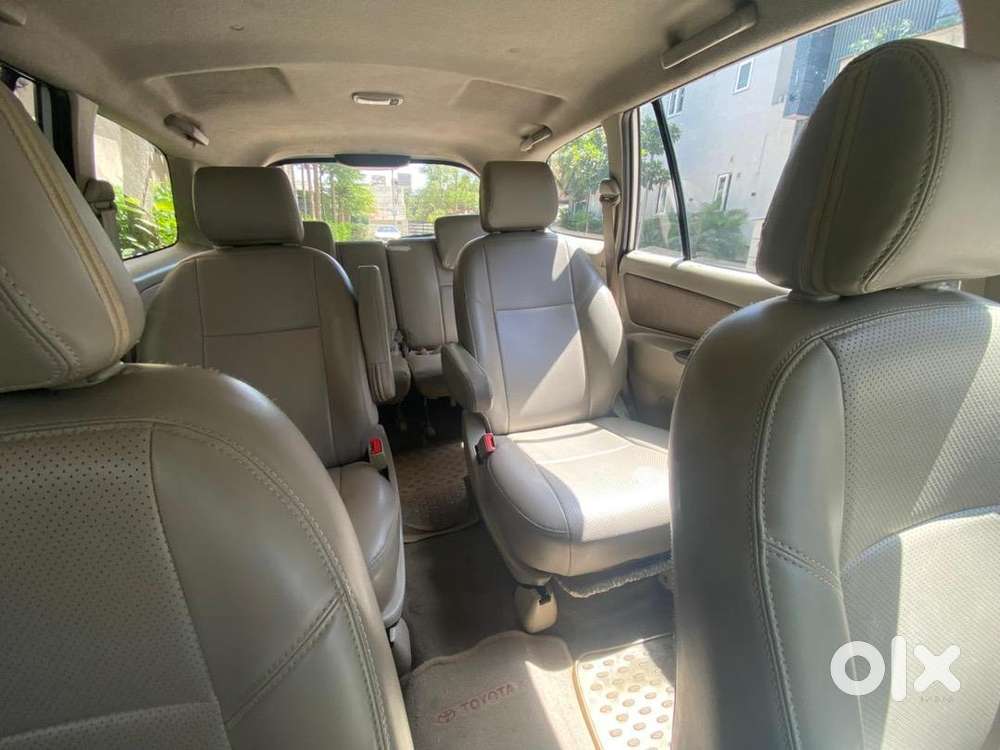 Toyota Innova 2014 Diesel Well Maintained