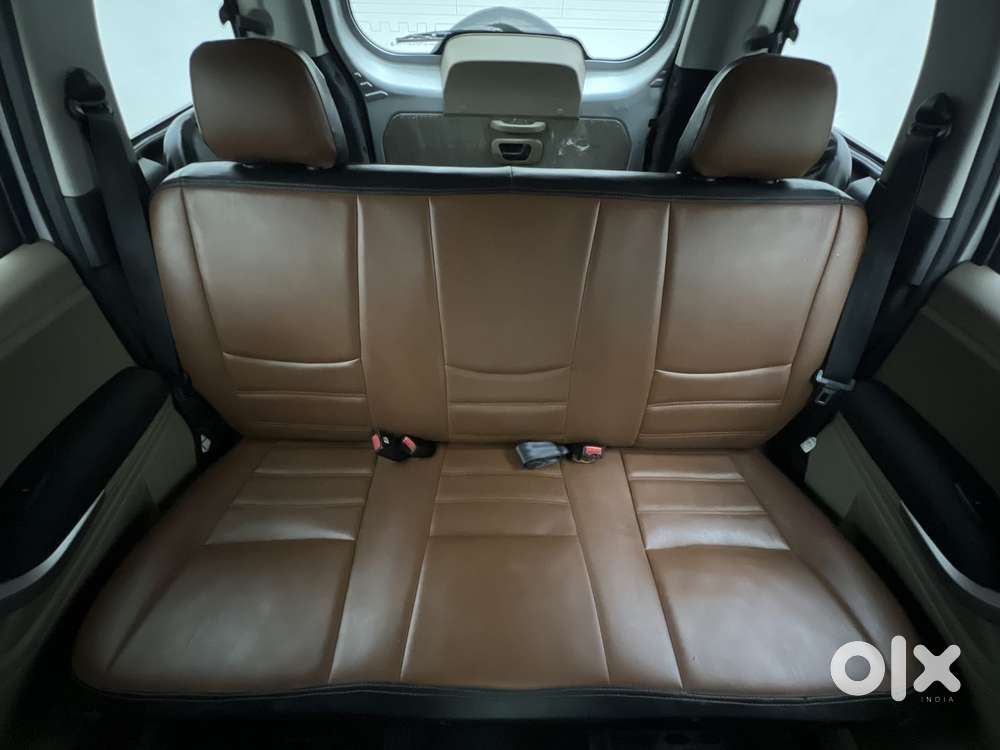 Mahindra Tuv 300 Plus P8, 2018, Diesel